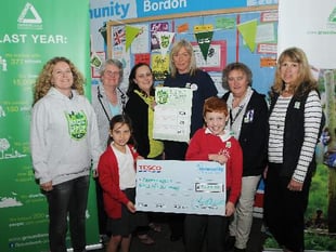 Bagging up cash for good causes
