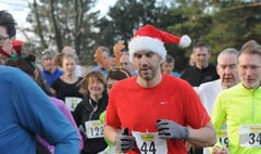 Sign up today for Hindhead’s Boxing Day run – halfway pint optional!