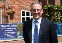 Amery head to take part in London protest