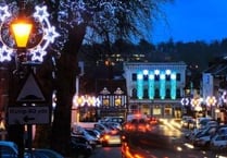 Get rid of free Christmas parking – give us free buses in Farnham!