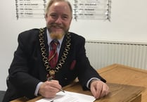 East Hampshire District Council signs Armed Forces Community Covenant