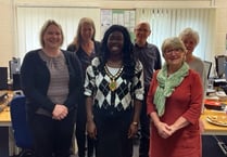 Whitehill mayor donates £1,000 to Citizens Advice East Hampshire