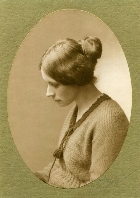 Author Flora Thompson.