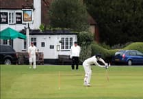 Last pair salvage draw for leaders at Grayshott