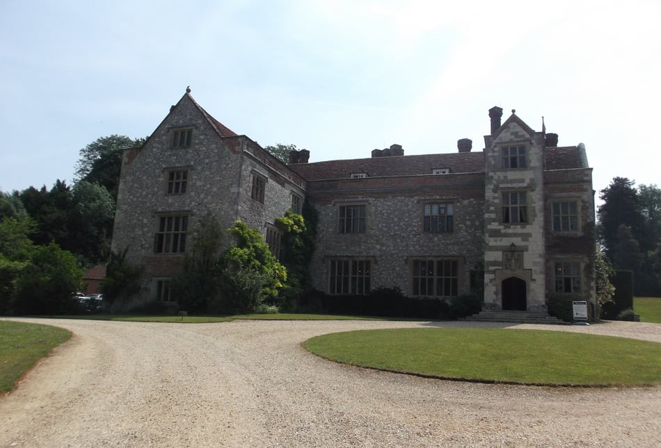 Shakespeare comedy in the open air at Chawton House