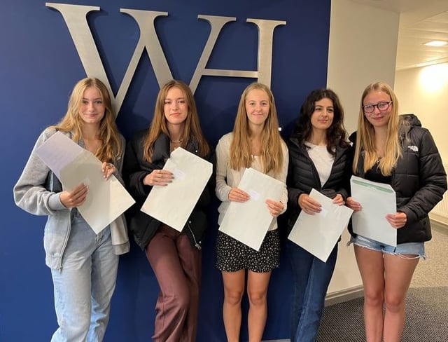 Woolmer Hill celebrates superb GCSE results