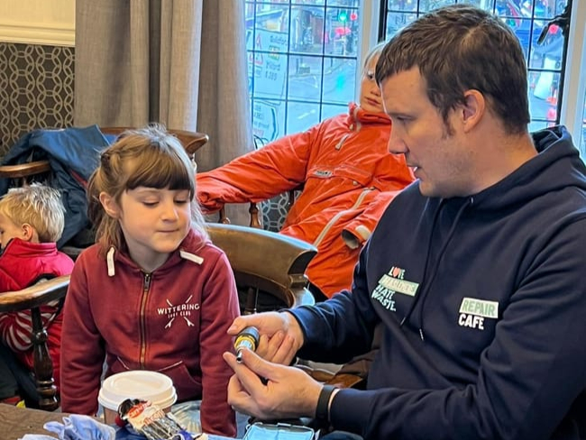Love Haslemere Hate Waste hosted a successful repair cafe