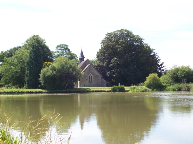 St Leonard's Church, Hartley Mauditt