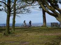 Lone women dog walkers flashed on Farnham and Aldershot commons