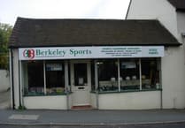 Thief breaks into independent sports shop in Upper Hale Road, Farnham