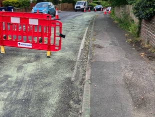 Huge oil spill closes lane of major Farnham road ahead of resurfacing