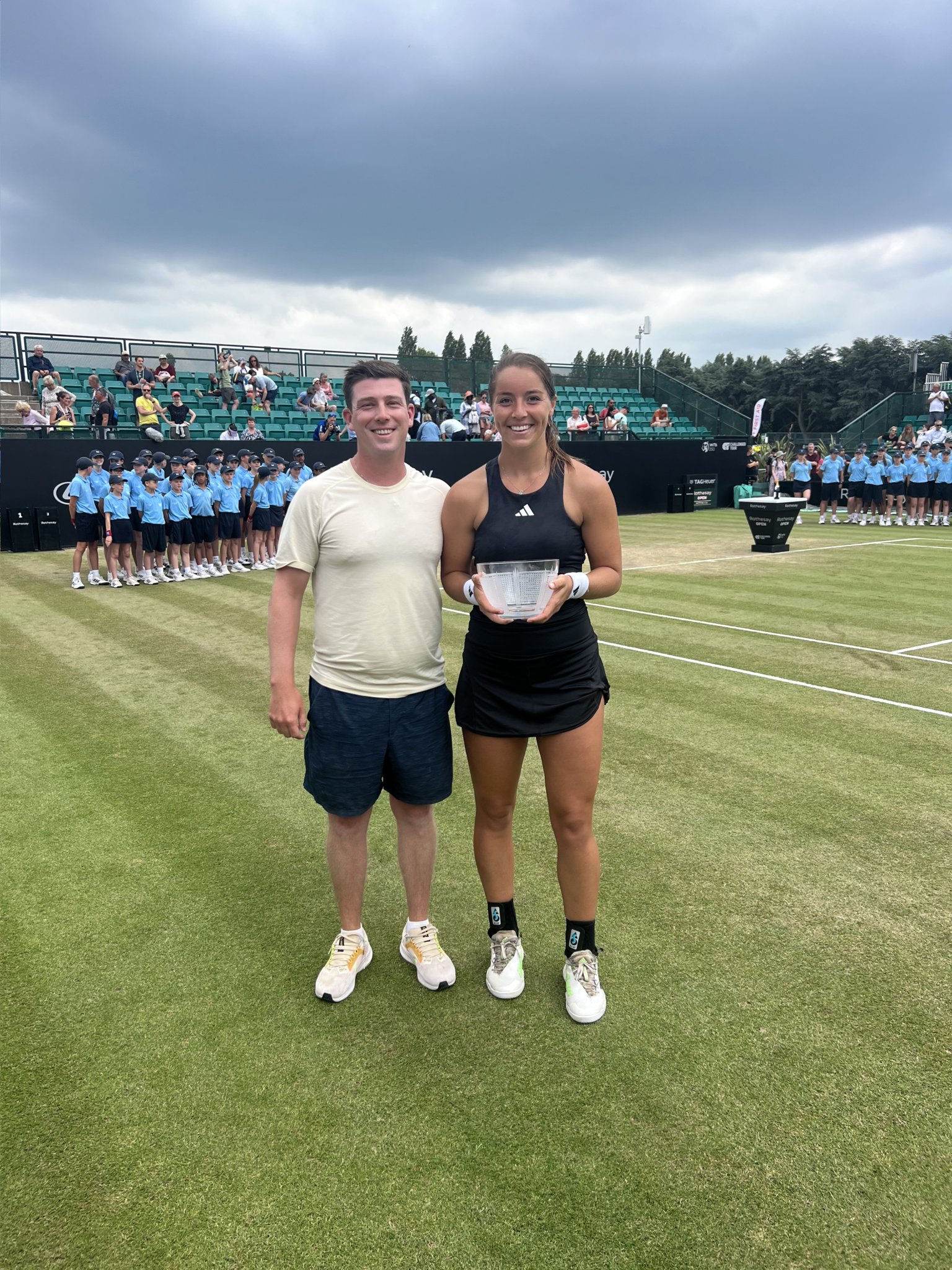 Hindhead tennis ace Jodie Burrage makes Centre Court debut