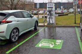 Electric charging bay