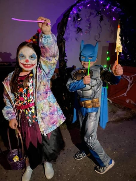 Vicky's Hallowe'en Garden, Victoria Road, Alton, October 31st 2021.