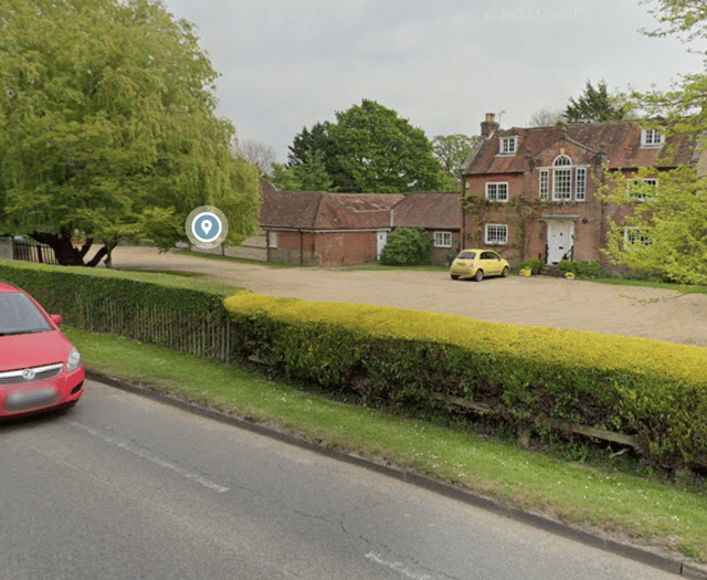 Antiques centre plan for Petersfield landmark gets temporary approval