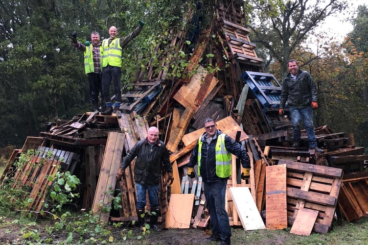 Steep Bonfire Building