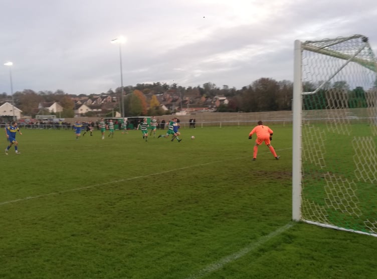 Petersfield Town on the attack at Laverstock & Ford