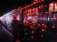 Video: Alresford Christmas lantern procession a dazzling experience
