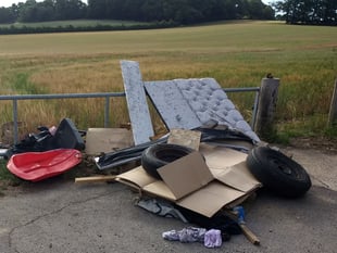 Fly-tipping rise not linked to closure of tips, says Hampshire leader