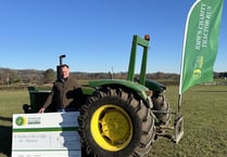 Christmas Charity Tractor Run raises over £8k for Hants air ambulance