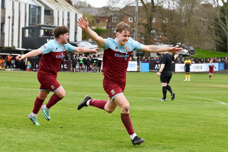 Owen Dean (right) and Lewis Flatman (left) celebrate Farnham Town's opening goal against AFC Croydon Athletic