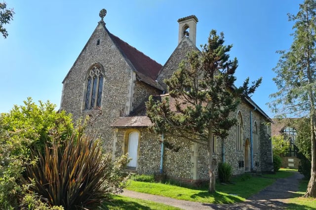 Christmas tree festival to light up Badshot Lea