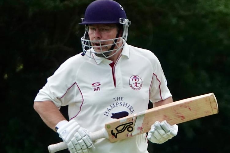 Clanfield batter Scott Richardson scored 47