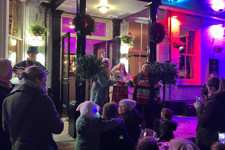 Elsa Olaf Frozen Alton Christmas Lights