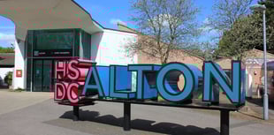Alton College staff threaten strike action over redundancy plans