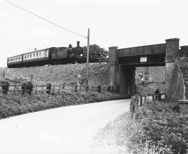 Can you identify this mystery bridge on the Bordon Light Railway?