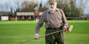 YouTube documentary about Broadhalfpenny Down groundsman Harry Bates