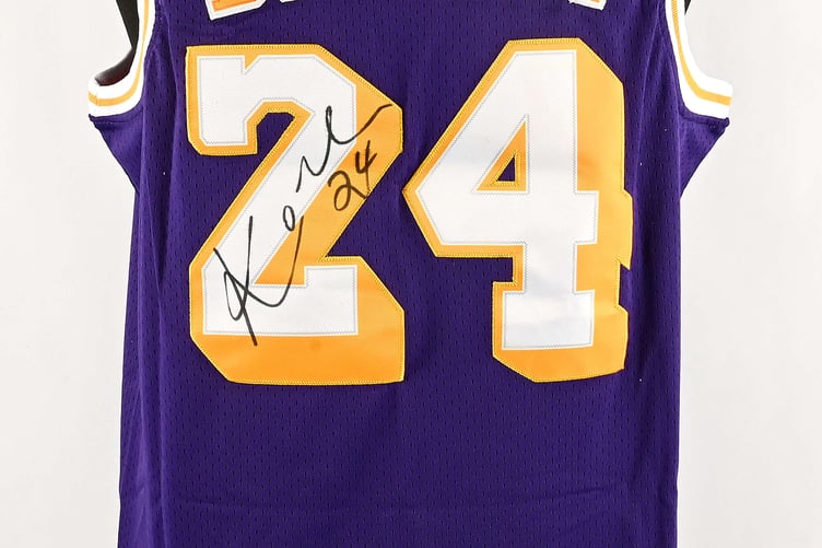 Kobe Bryant signed official LA Lakers jersey
