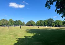 Farnham continue strong start with emphatic win