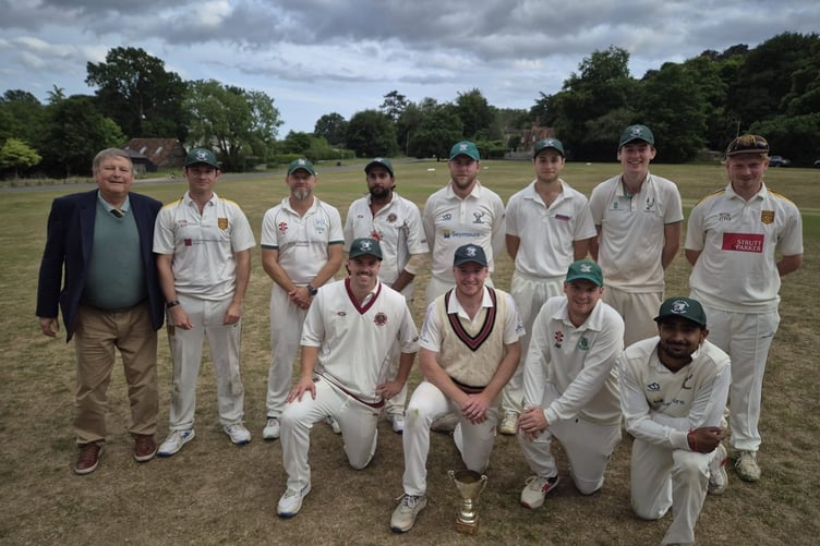 The I'Anson President's Xl beat Tilford by 39 runs