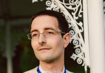 Snooker league's silent tribute to Bordon WMC lynchpin