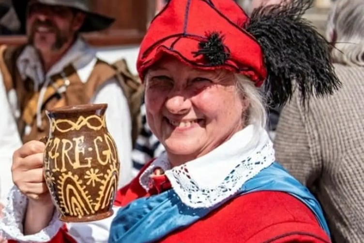 Alice Hanscomb enjoys some 17th-century refreshments.