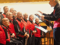Natural Bourne entertainers as choir warms up for summer concert