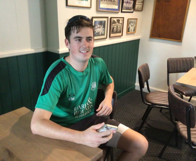 Rowledge beaten by superb innings