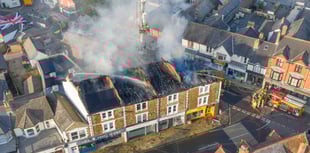 Major fire breaks out in Petersfield above town centre shops