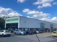 Police confirm armed officers involved in Wrecclesham Co-op incident