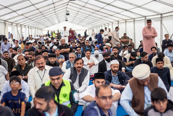 Members gather in marquee at Jalsa Salana