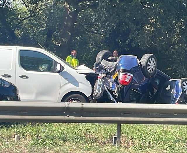 Accident on A31 Farnham bypass: Eastbound carriageway closed