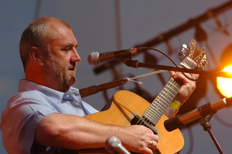 Bob Fox returns to Grayshott for one-night concert
