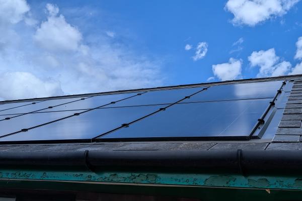 Triple benefit of solar panels and battery storage at Kingsley Centre