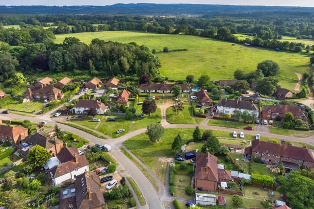 Council keen to replace Elstead houses with 26 affordable homes