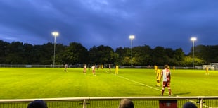 Badshot Lea draw against Epsom & Ewell to go top of the table
