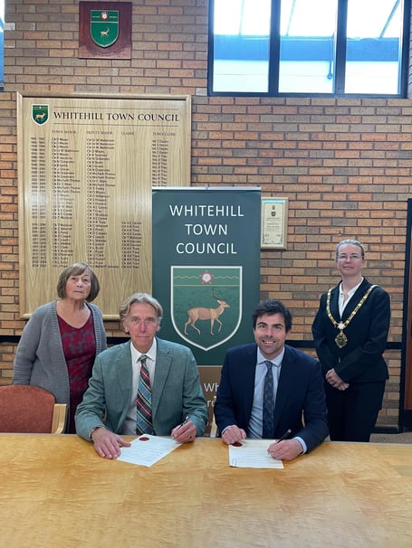 From left to right Davina Hudson Trustee of the Phoenix, Rob Allerston Citizens advice East Hampshire Leader Cllr Andy Tree and Mayor Cllr Catherine Clark