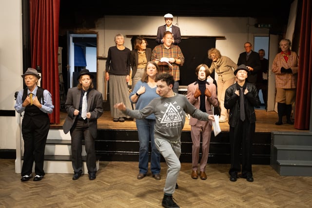 Water show as Tilbourne Players take on Grahame classic