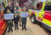 Muslim youth group thanks emergency services with New Year’s Eve food delivery