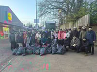 Bags of enthusiasm for New Year's Day community clean-up in Bordon